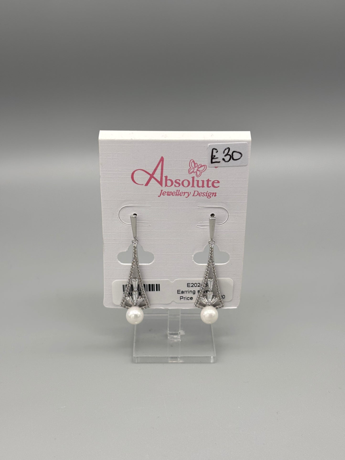 Absolute silver/pearl art deco style earrings