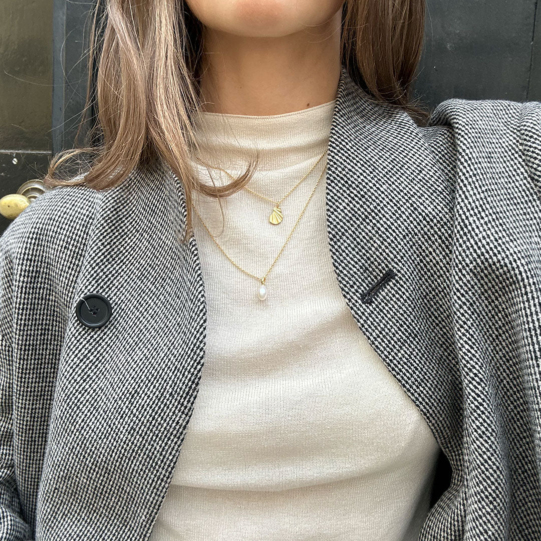 Wave Necklace in Gold