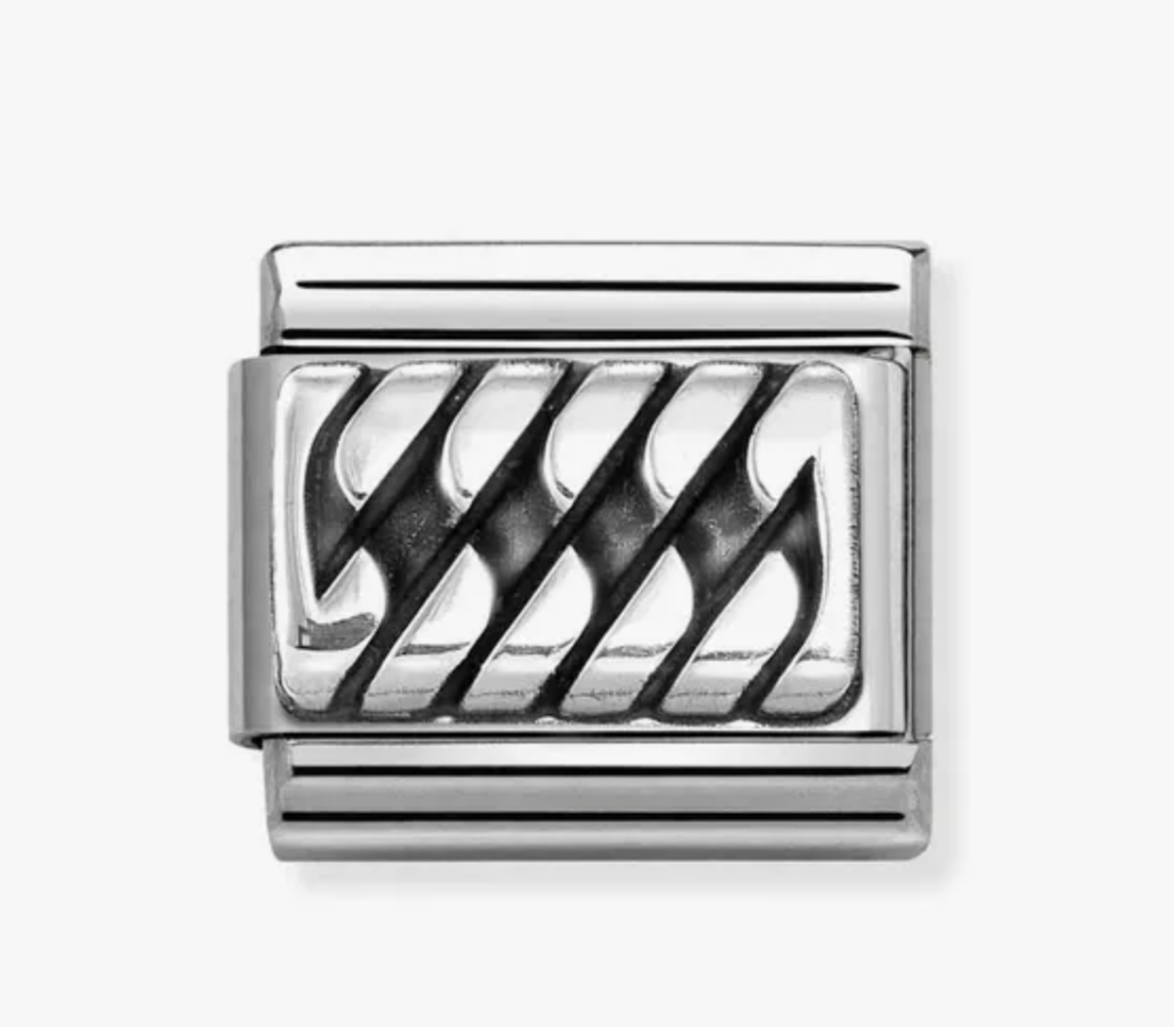 Nomination charm silver plaited detail