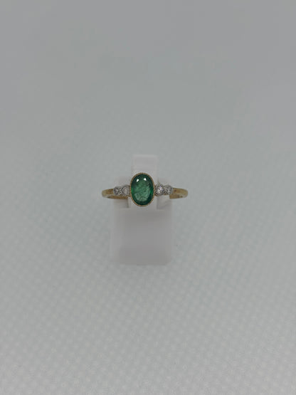 9ct Yellow Gold Emerald & Diamond Ring