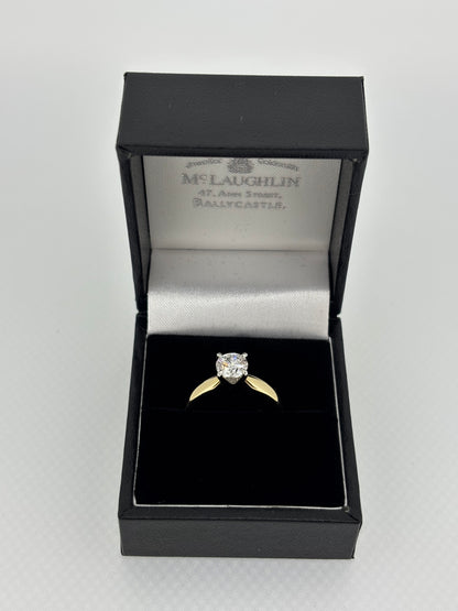 Solitaire Round Brilliant-Cut Lab-Grown Diamond Ring – Yellow Gold