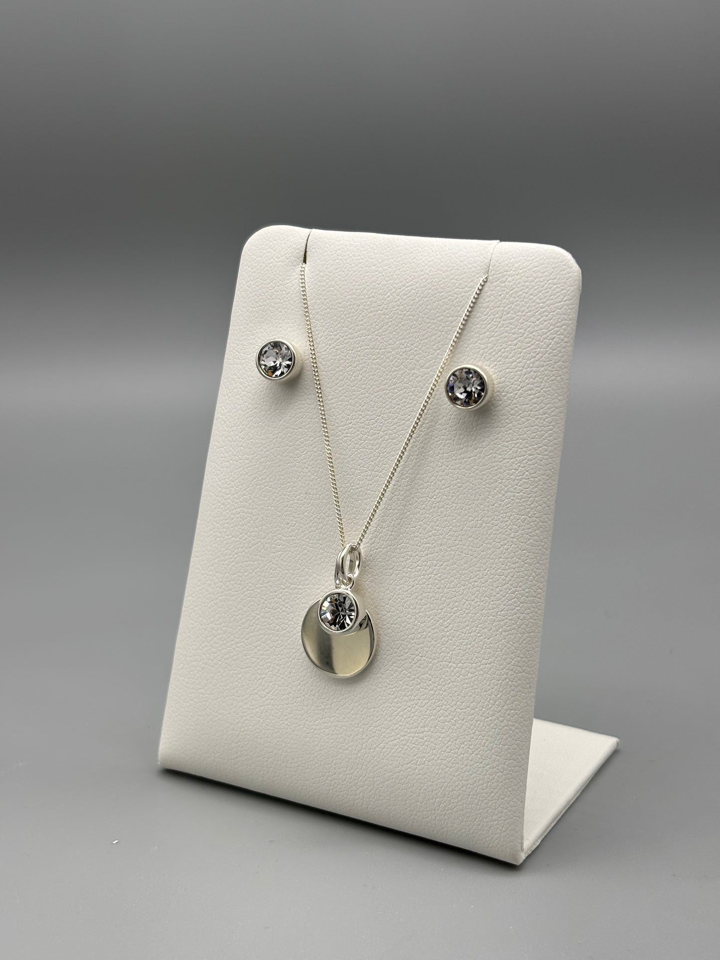 Birthstone silver necklace- April