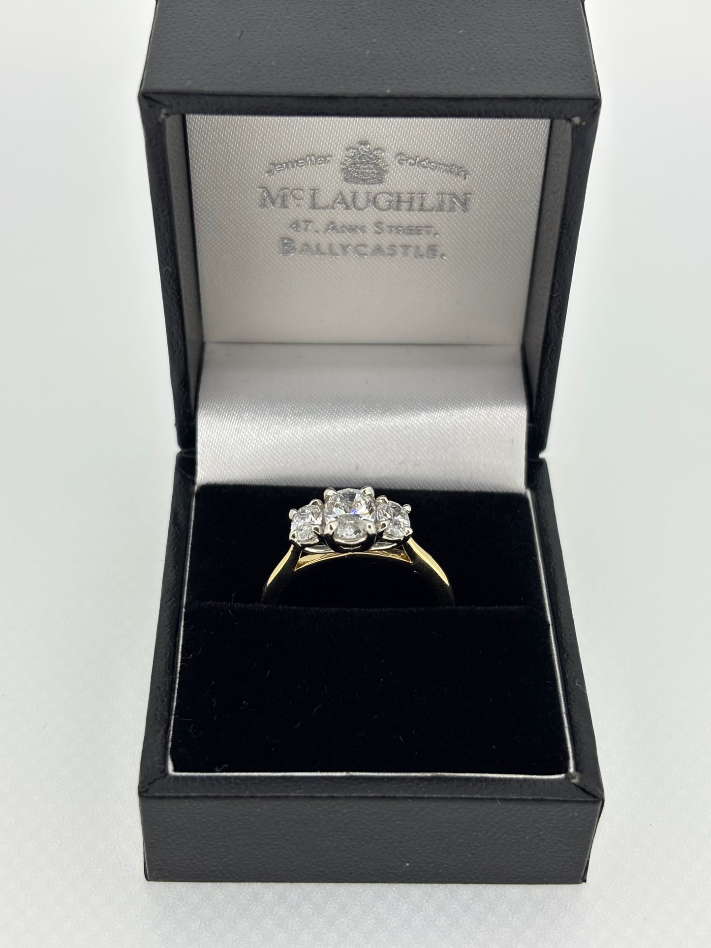 Oval Brilliant-Cut Trilogy Lab-Grown Diamond Ring in 9ct Yellow Gold