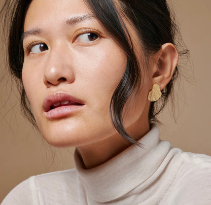 Wave Earrings / gold