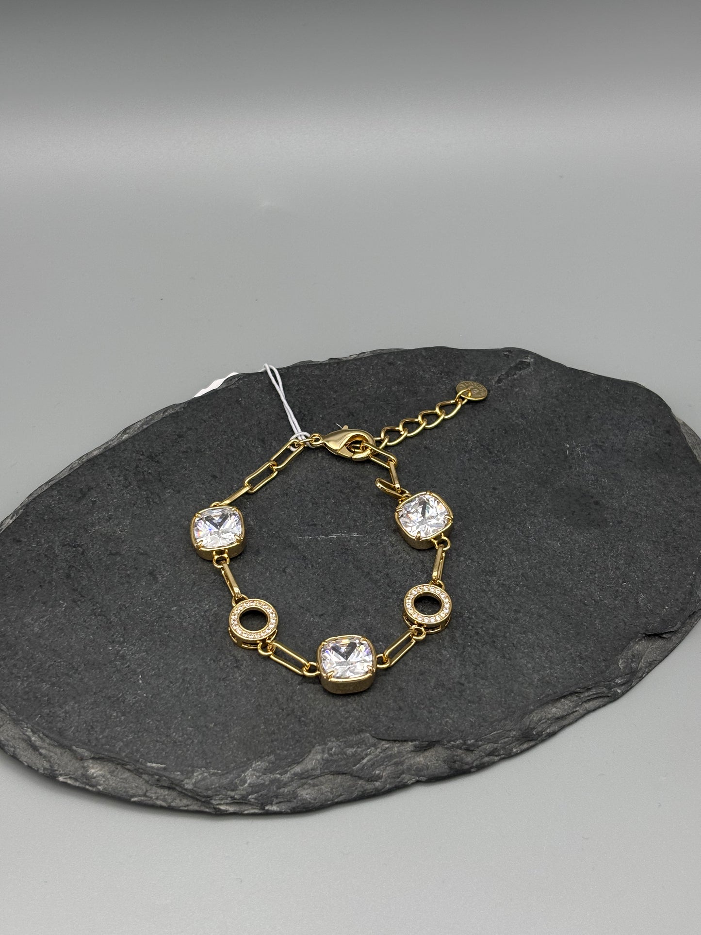 Absolute gold bracelet with cubic zirconia stones