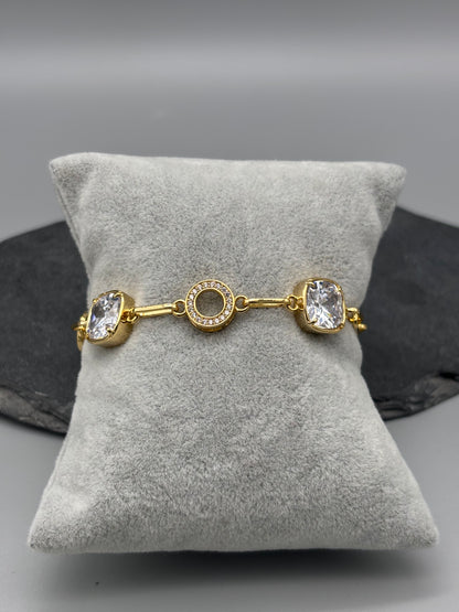 Absolute gold bracelet with cubic zirconia stones