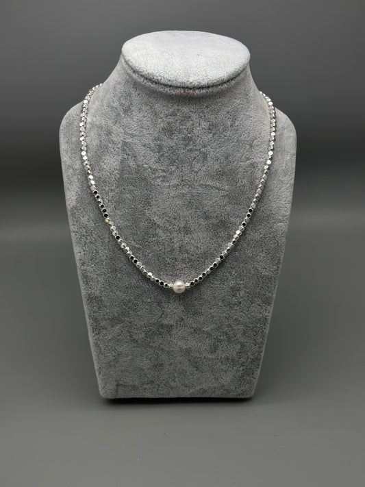 Absolute necklace silver / pearl