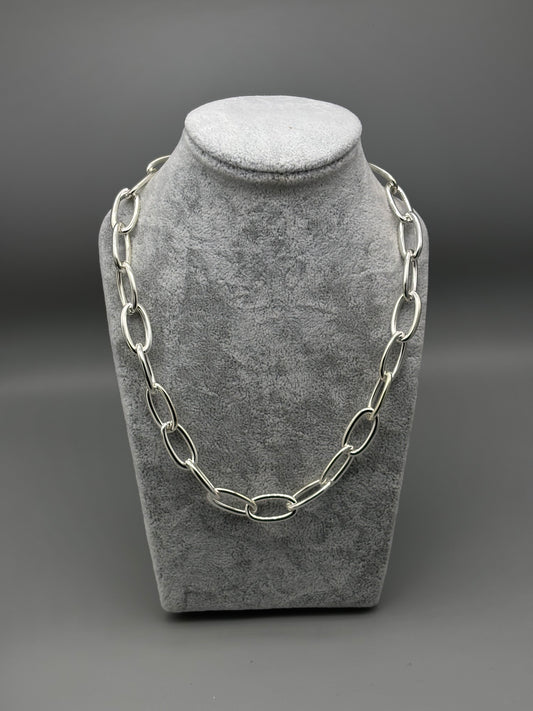 Absolute silver link necklace