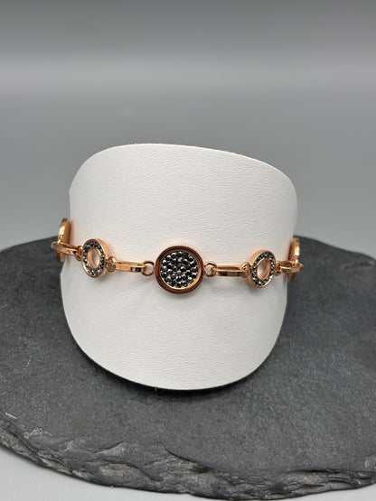 Absolute rosegold link bracelet with hematite stones