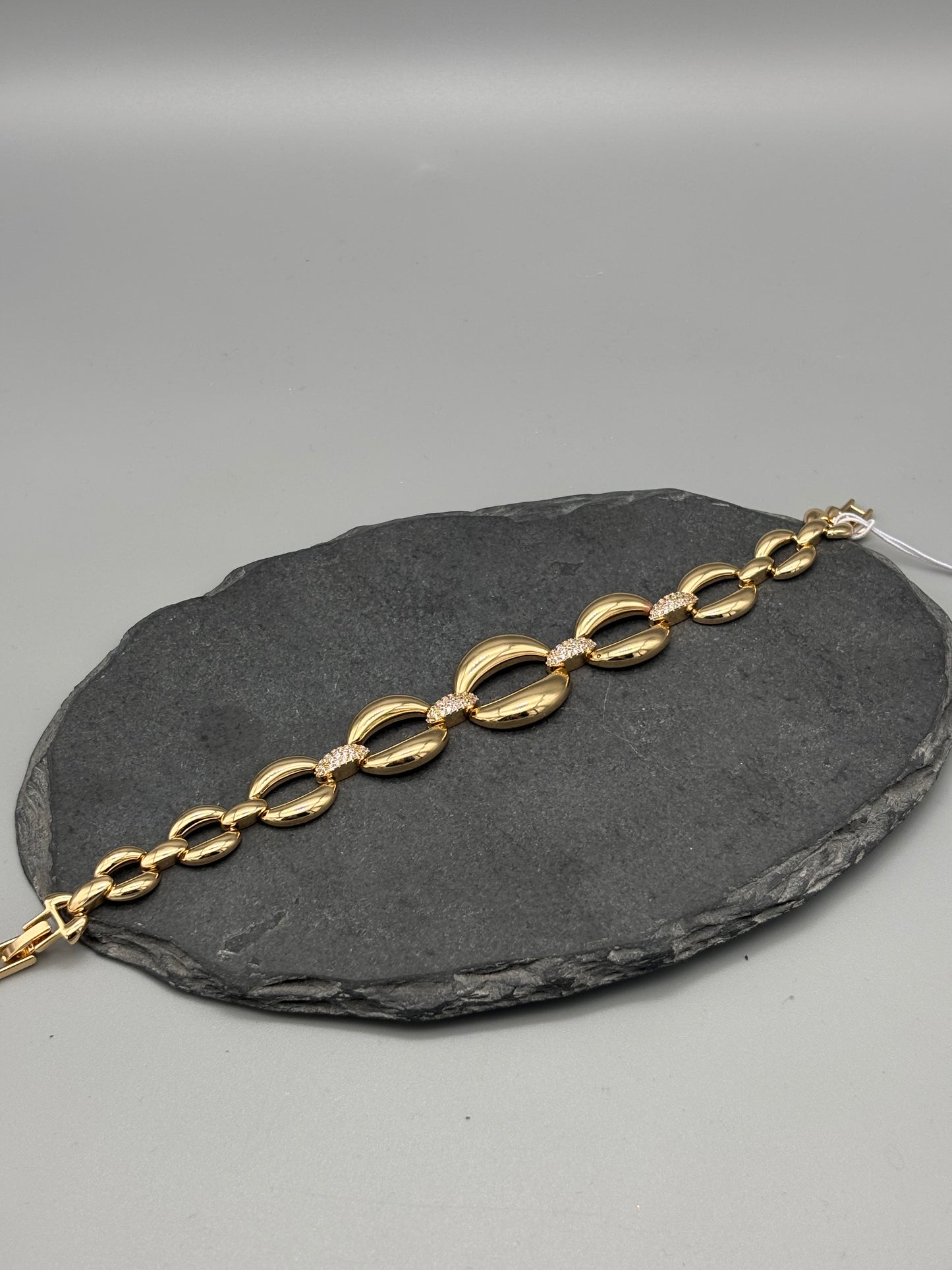 Absolute gold link bracelet / cz