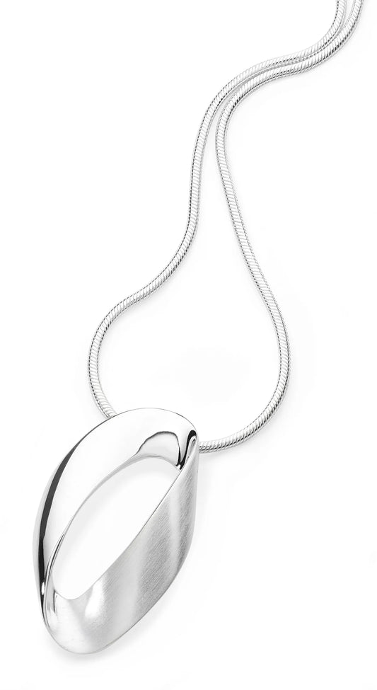 Silver Satin/Polish Oval Twist Ribbon Pendant/snake chain - 42cm