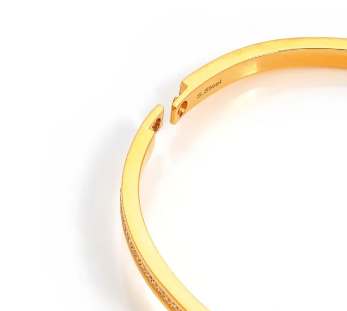 Nomination bracelet with cubic zirconias