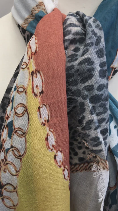 Yellow chain / cheetah scarf
