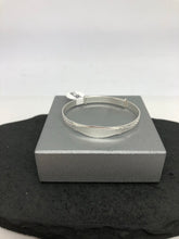 Load image into Gallery viewer, Sterling Silver Celtic Design Baby Bangle 010
