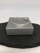 Load image into Gallery viewer, Sterling Silver Teddy bear Design Baby Bangle 011
