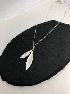 Feather Necklace & Earring set